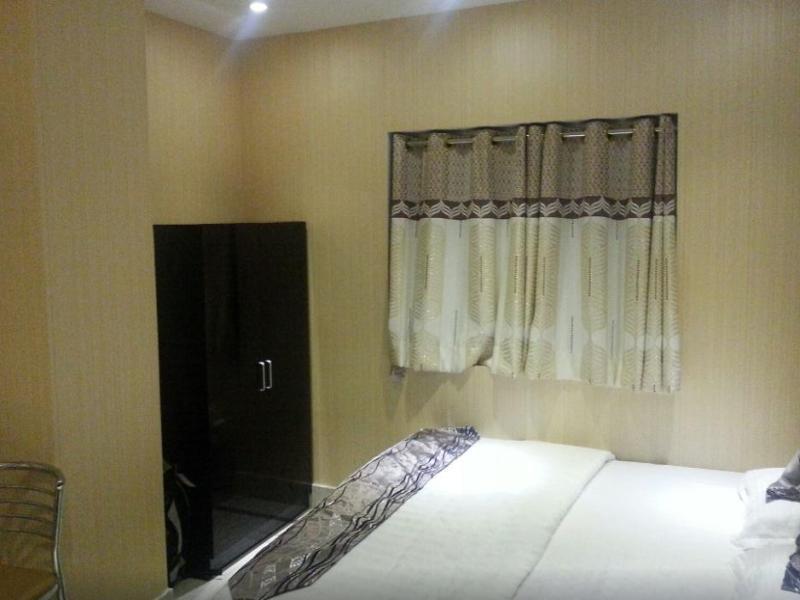 כלכותה Oyo 1994 Shree Krishna Hotel & Resorts מראה חיצוני תמונה